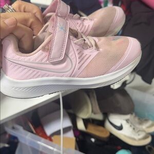 Girls Shoes I Think Size 11 No Size Tag